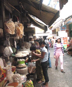 Chợ Quảng giữa Sài Gòn - 1 Chợ Quảng giữa Sài Gòn - 1