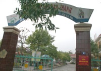 Một học sinh mầm non bị cô giáo đánh xước mặt? - 1 Một học sinh mầm non bị cô giáo đánh xước mặt? - 1