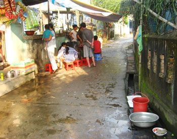 Huế: Báo động thức ăn đường phố! - 1 Huế: Báo động thức ăn đường phố! - 1
