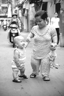 Những người tí hon vất vả - 1