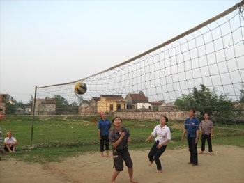 Thôn nữ nghiền bóng chuyền - 1 Thôn nữ nghiền bóng chuyền - 1