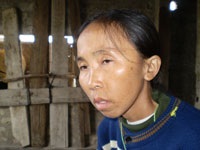 Người mẹ điên và 2 đứa trẻ bất hạnh - 1