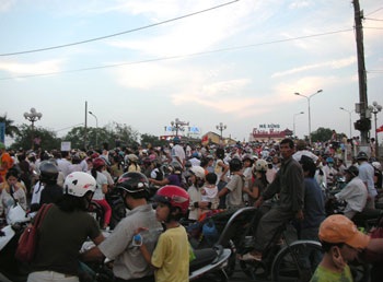 Lễ rước Phật cầu nguyện cho hòa bình thế giới - 2