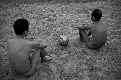 Adam và trái bóng - 1 Adam và trái bóng - 1