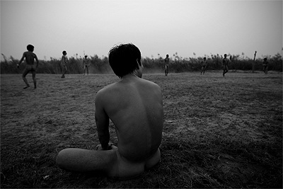 Adam và trái bóng - 8 Adam và trái bóng - 8