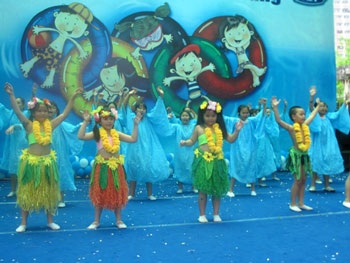 Nô nức vui chơi ngày 1/6 - 1