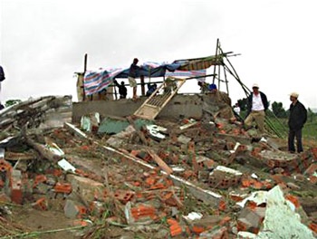 Tang thương sau cơn lũ dữ - 1