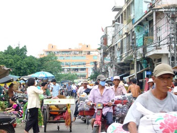 “Đánh cắp” hành lang đường bộ - 3