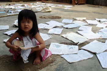 Những “cơn lũ lành” sau cơn lũ dữ - 1 Những “cơn lũ lành” sau cơn lũ dữ - 1
