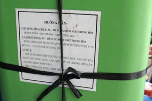 Bán thùng đựng axit cho người dân chứa nước - 1