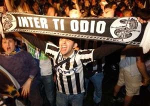 Juventus vô địch Italia lần thứ 28 - 1 Juventus vô địch Italia lần thứ 28 - 1