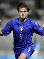 Những thương vụ "nóng" nhất châu Âu - 4