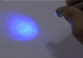 Bút "ma thuật" đã "tàng hình"?  - 1