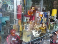 Đi “chợ đồ chôm” ở Hải Phòng - 1