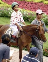 Đua ngựa ở Sài Gòn - 1