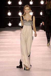 Vẻ đẹp quý phái mang phong cách cổ điển - 21