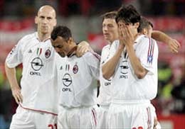 Liverpool ngây ngất, Milan chịu nỗi buồn trắng tay - 2