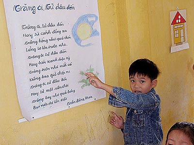 Vừa hết “câm” đã biết đọc chữ - 1 Vừa hết “câm” đã biết đọc chữ - 1
