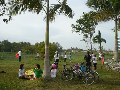 Bầu trời Cần Thơ rợp cánh diều bay - 2 Bầu trời Cần Thơ rợp cánh diều bay - 2