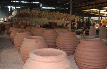 Về làng gốm sứ Bình Dương  - 8