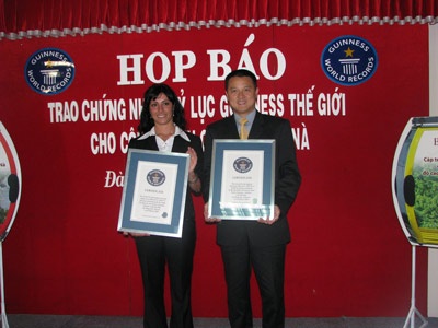 Trao chứng nhận kỷ lục thế giới cho cáp treo Bà Nà  - 1