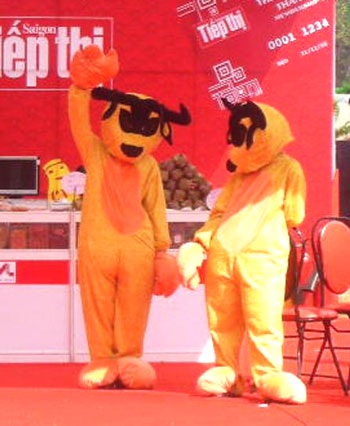 Ngắm trâu Kỷ Sửu trên đường phố Sài Gòn - 6 Ngắm trâu Kỷ Sửu trên đường phố Sài Gòn - 6