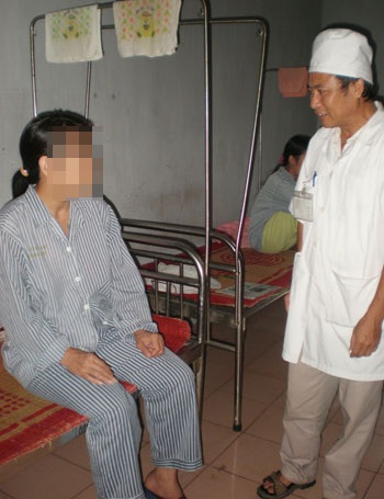 Chuyện ở bệnh viện tâm thần ngày cuối năm - 1 Chuyện ở bệnh viện tâm thần ngày cuối năm - 1
