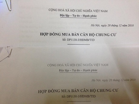 Vụ Dolphin Plaza “bẫy” khách: “Điểm đen” trong bản hợp đồng mới - 1 Ngày tháng và số hợp đồng bản hợp đồng cũ và bản hợp đồng sang tên của bà Chung giống y hệt nhau