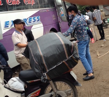 Hoạt động đón trả khách ngay tại đất dự án