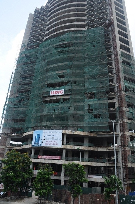 Trung tâm thương mại đắp chiếu lâu năm trên đất vàng Thủ đô