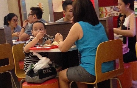 Khoai tây chiên của KFC "ế sưng" vì thông tin có chất gây ung thư - 3 Một số tỏ ra nghi ngại trước thông tin có chất gây ung thư