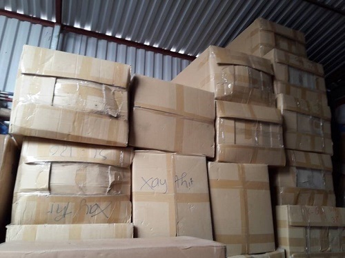 Kho hàng chứa số lượng lớn máy lọc nước