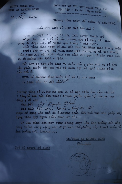 Hà Nội: Hàng trăm người bỗng dưng thành "dân nhảy dù" suốt 20 năm - 1 Giấy tờ lập sai quy định của chính quyền xã Khương Đình vào năm 1992