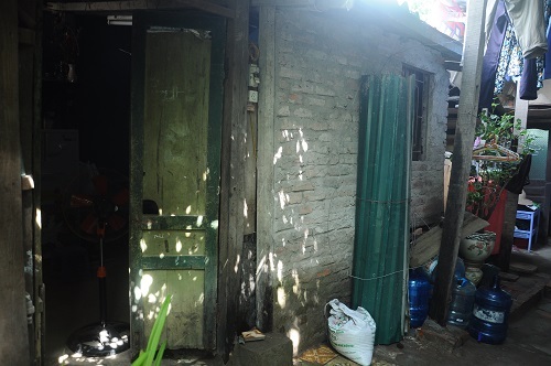 Hà Nội: Hàng trăm người bỗng dưng thành "dân nhảy dù" suốt 20 năm - 3 Người dân bức xúc vì phải chịu tai họa từ việc làm sai của chính quyền