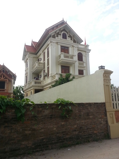 Biệt thự hoành tráng được xây dựng la liệt