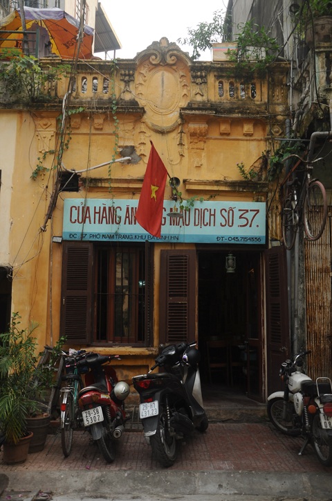 Độc đáo quán ăn tái hiện thời kỳ bao cấp giữa lòng Thủ đô