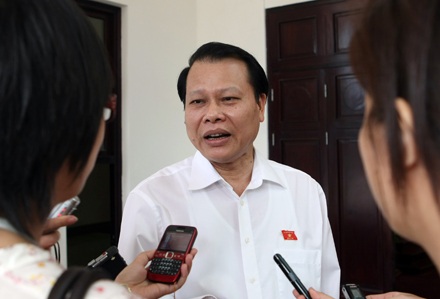 “Thuế không phải để làm khó người dân, doanh nghiệp” - 1 “Thuế không phải để làm khó người dân, doanh nghiệp” - 1