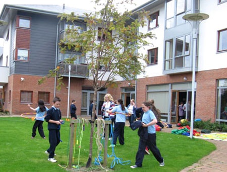 Thành phố thân thiện với người cao tuổi - 1 Thành phố thân thiện với người cao tuổi - 1