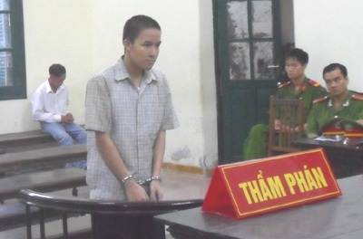 Mang tội vì đòi “vui vẻ” với bạn chat tuổi teen - 1