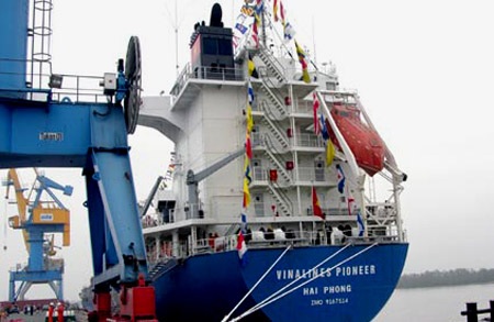 Điều tra vụ buôn lậu tiền tệ, hàng hóa trên tàu của Vinalines - 1