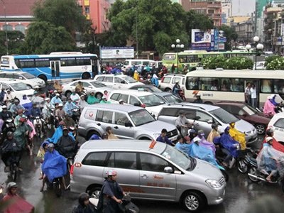 Yêu cầu báo cáo Quốc hội việc thu phí hạn chế phương tiện