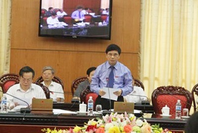 “Nới cửa” cho giảng viên luật làm thêm nghề luật sư? - 1 Chủ nhiệm UB Tư pháp Nguyễn Văn Hiện ủng hộ việc không nới quy định.
