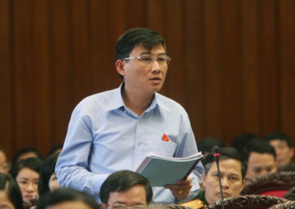 Bộ trưởng Y tế: “Chúng tôi muốn minh bạch giá thuốc cũng… khó” - 3 Đại biểu Chu Sơn Hà.