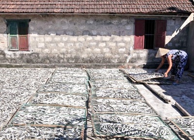 Mỗi bộ “nhúng” một chút! - 1 “Cầm lòng” với việc tranh thủ… chia hưởng chương trình mục tiêu quốc gia?