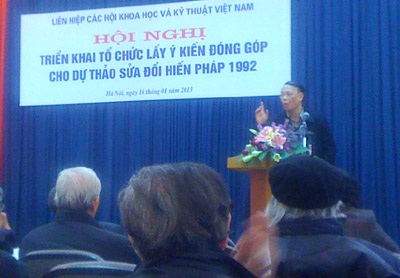 “Chúng tôi gặp khó trong việc quy định quyền hạn Chính phủ” - 1 Chúng tôi gặp khó khăn trong việc quy định quyền hạn Chính phủ
