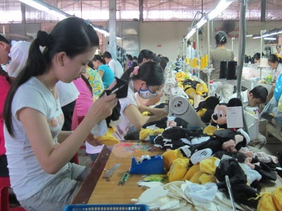 70% lao động không hợp đồng cần được bảo hiểm rủi ro - 1 70% lao động không hợp đồng cần được bảo hiểm rủi ro