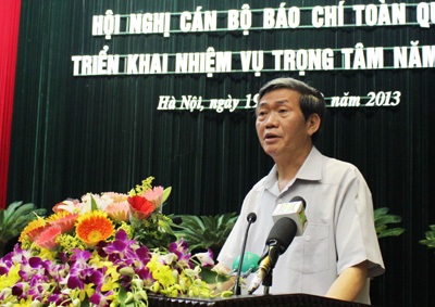 Trưởng Ban Tuyên giáo TƯ Đinh Thế Huynh lưu ý chính sách thuận lợi cho báo chí hoạt động.