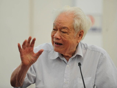 “Mỗi người dân phải có chỗ đứng của mình trong Hiến pháp” - 1 GS. Lưu Văn Đạt: Người dân phải đứng ở vị trí cao nhất trong xã hội.
