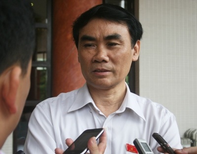 Quy định chống tham nhũng kém hiệu lực hơn lệnh cấm đốt pháo!?