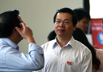 Không làm thủy điện Đồng Nai 6, 6A nếu ảnh hưởng môi trường - 1 Bộ trưởng Công thương Vũ Huy Hoàng: Thủy điện Đồng Nai 6, 6A đến nay vẫn chưa được phê duyệt.